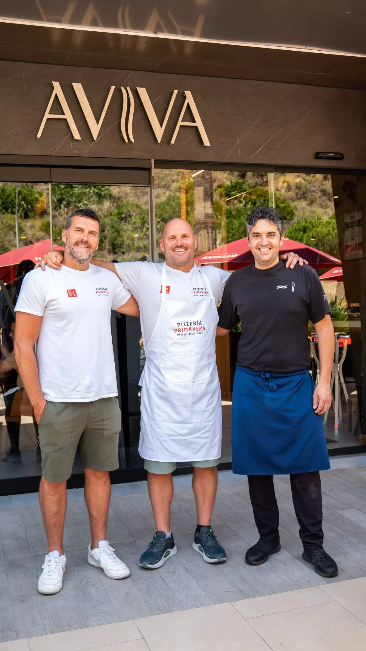 Pizza de edición limitada creada en colaboración con el chef Juan José Carmona de Aviva Woodfire para la Pizza Week 2026, en el local de Pizzeria Primavera en Fuengirola